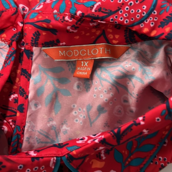 NWOT ModCloth Floral Print Short Sleeve Blouse - Picture 4 of 5